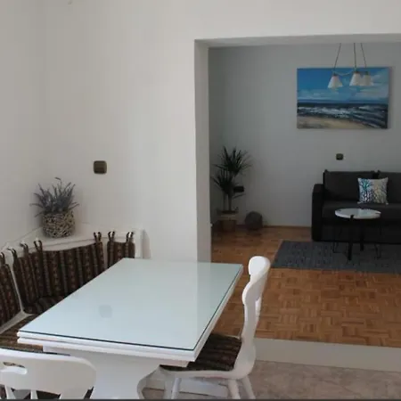 Apartment Dado *