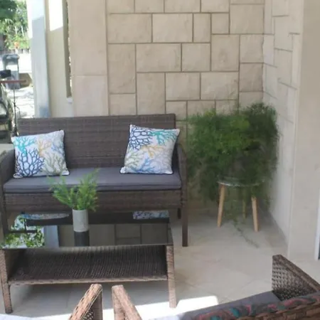 Dado Apartment